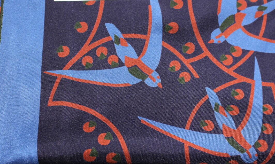 Country-Design-British-Made-Silk-Scarves-Squares-RKS40245 (1)