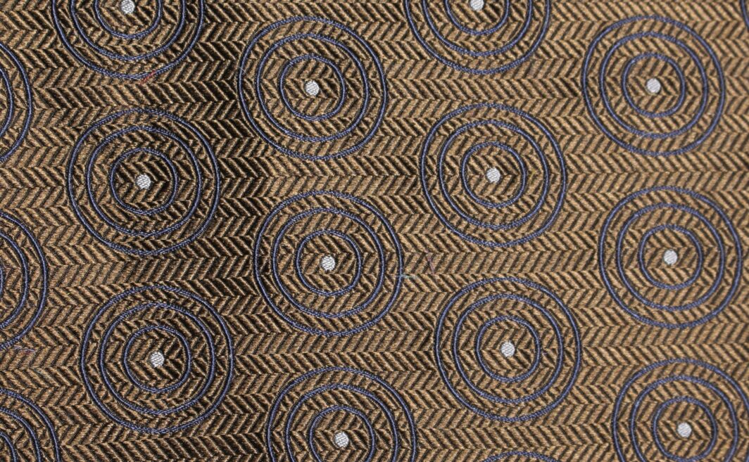 Geometric-Design-British-Made-Jacquard-Silk-W13550-15-M8596 (4)