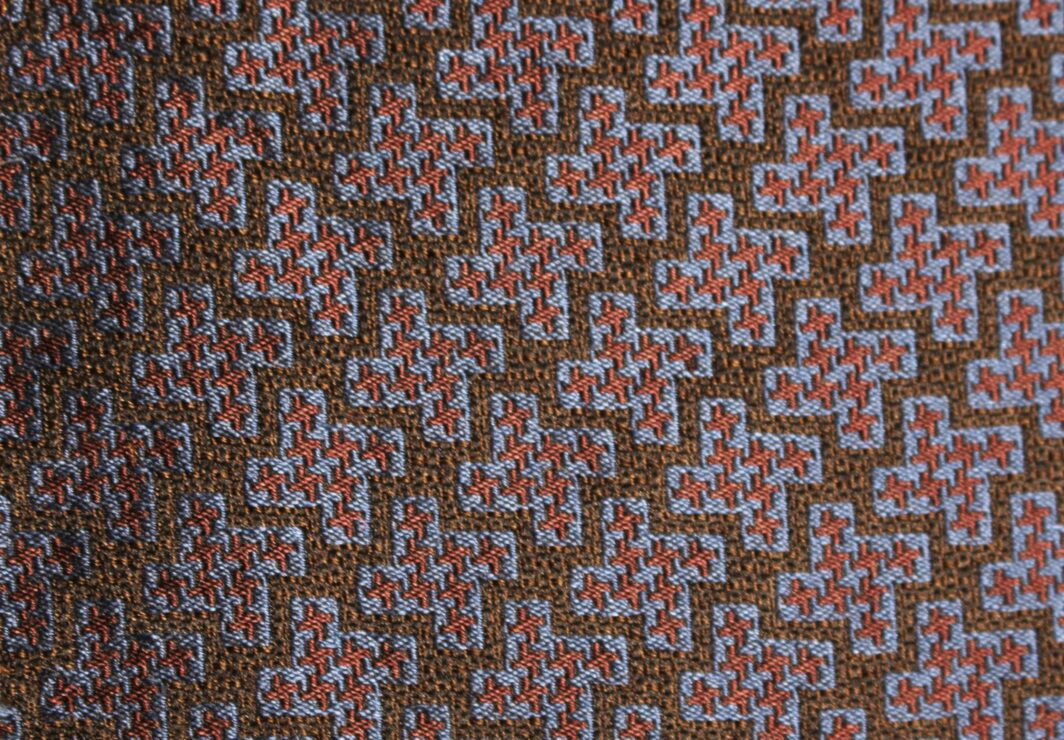 Geometric-Design-British-Made-Jacquard-Silk-W13550-15-M8597 (5)