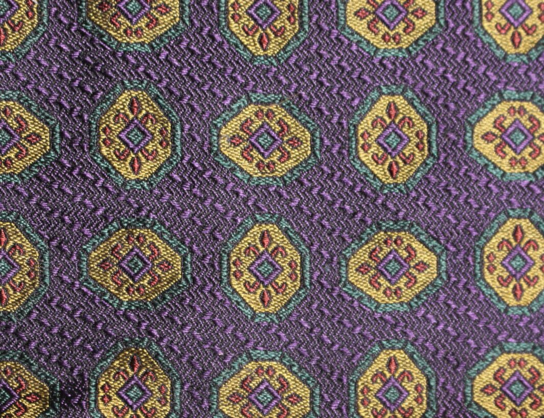 Geometric-Design-British-Made-Jacquard-Silk-W13550-15-M8598 (4)