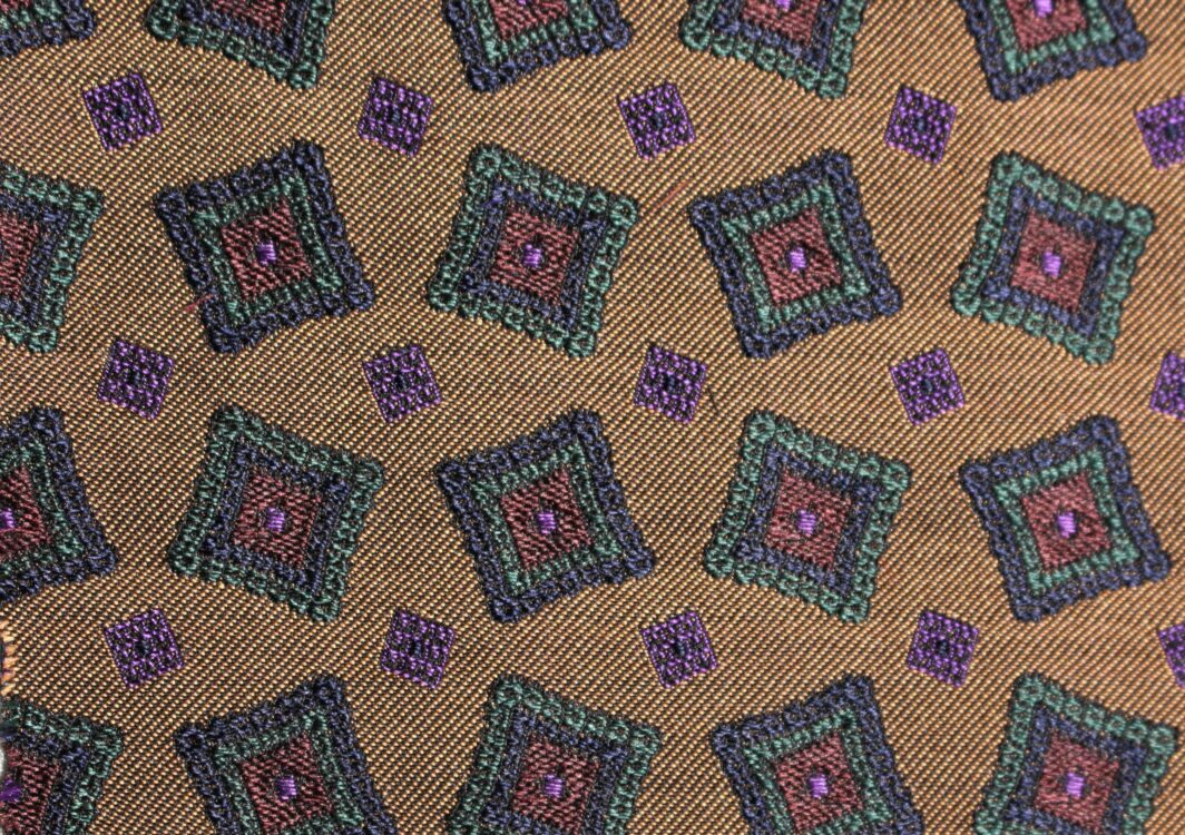 Geometric-Design-British-Made-Jacquard-Silk-W13550-15-M8605 (1)