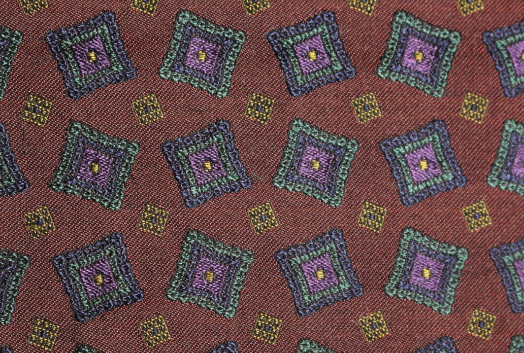 Geometric-Design-British-Made-Jacquard-Silk-W13550-15-M8605 (4)