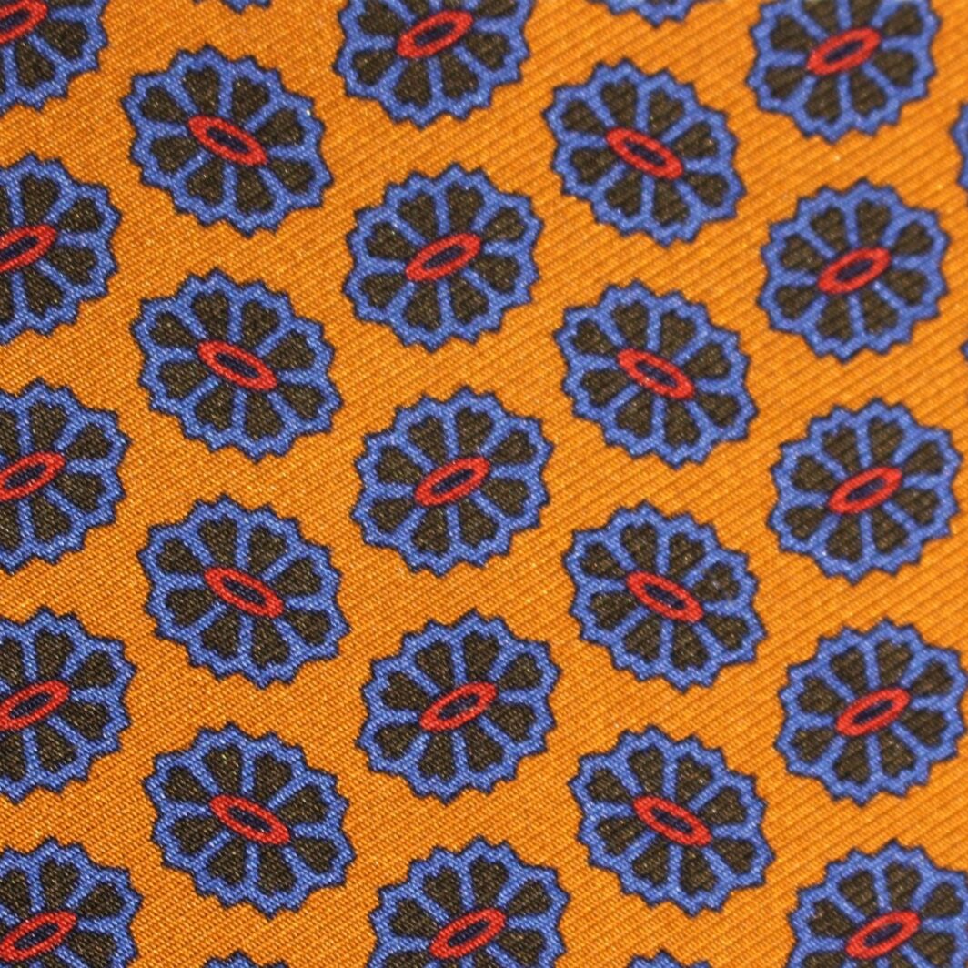 Geometric-Design-British-Made-Printed-Silk-D50-43 (2)