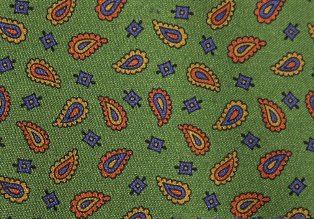 Geometric-Design-British-Made-Printed-Silk-Eton-8015 (4)