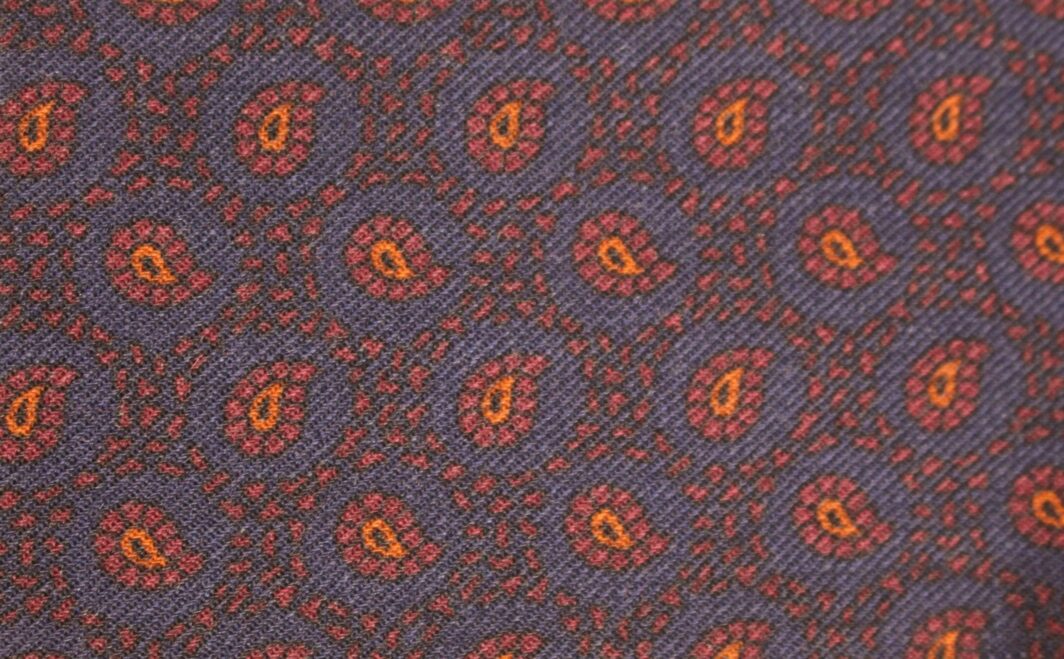 Geometric-Design-British-Made-Printed-Silk-W8513 (3)