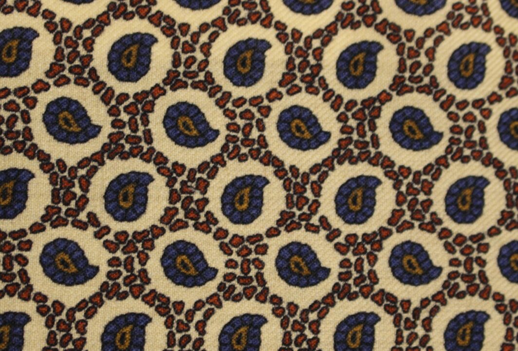 Geometric-Design-British-Made-Printed-Silk-W8513 (6)