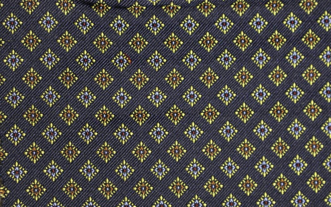 Neat-Design-British-Made-Jacquard-Silk-W13527-16-M8587 (2)