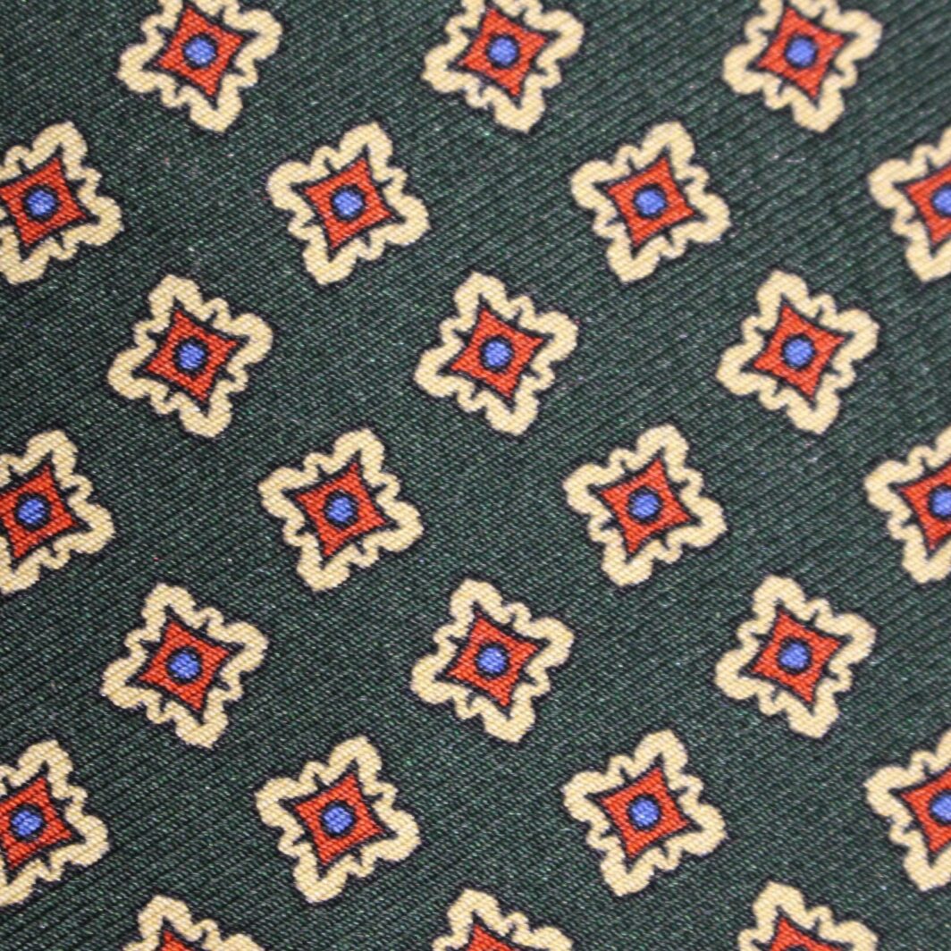 Neat-Design-British-Made-Printed-Silk-D50-40 (4)