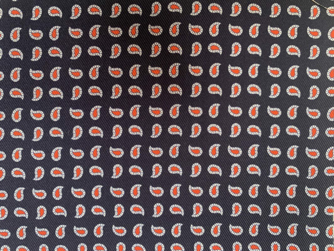 Neat-Design-British-Made-Printed-Silk-D50.49 (3)