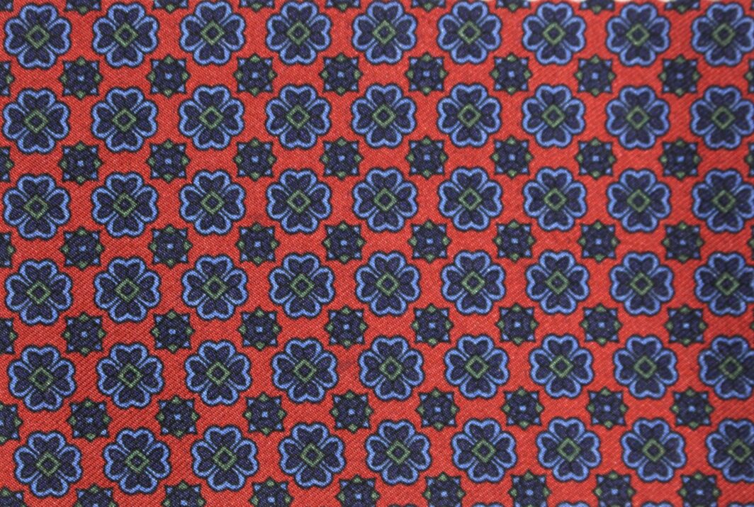 Neat-Design-British-Made-Printed-Silk-Eton-8021 (1)