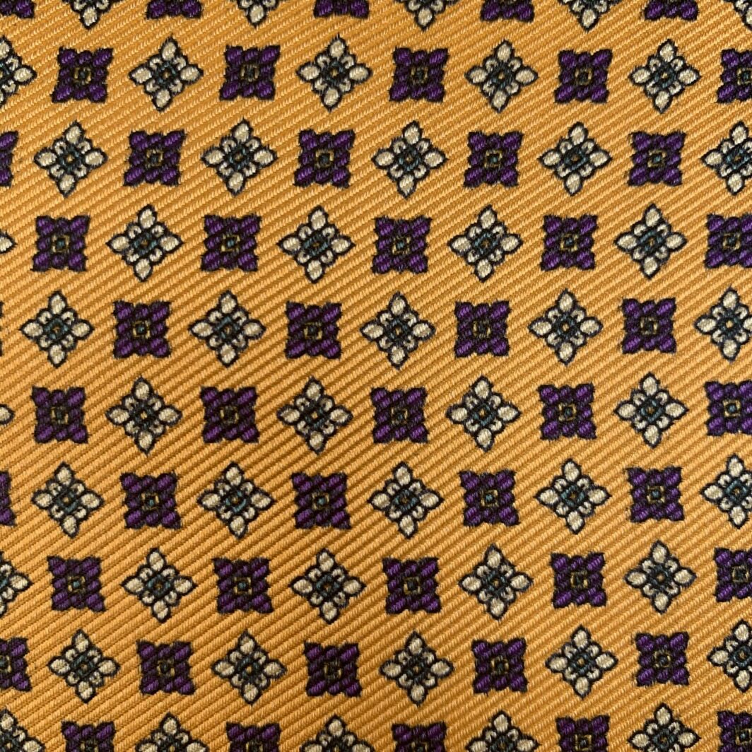 Neat-Design-British-Made-Printed-Silk-RK4858 (4)