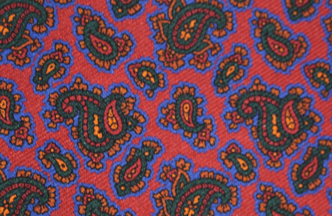 Paisley-Design-British-Made-Madders-Silk-M40-4509 (5)