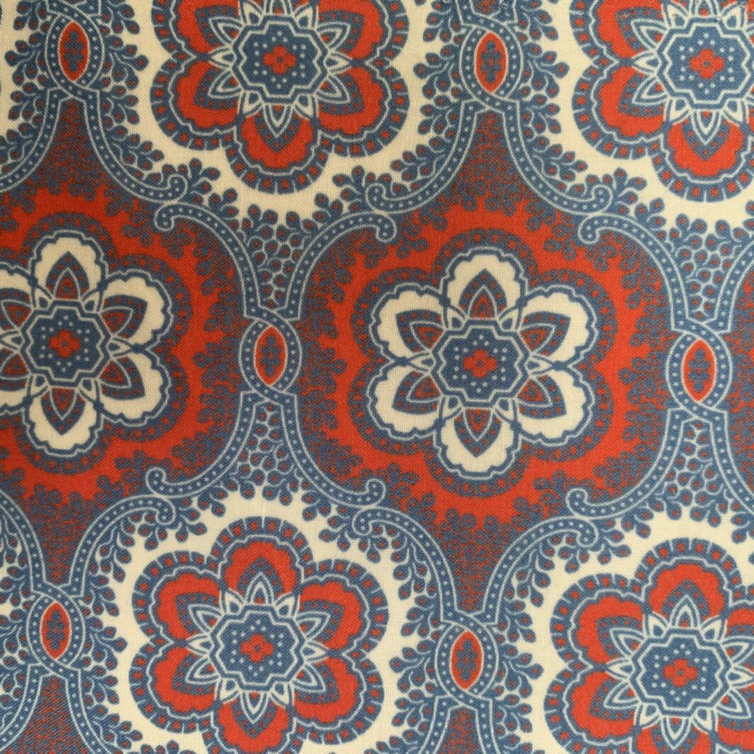 Paisley-Design-British-Made-Printed-Silk-CL3007 (2)