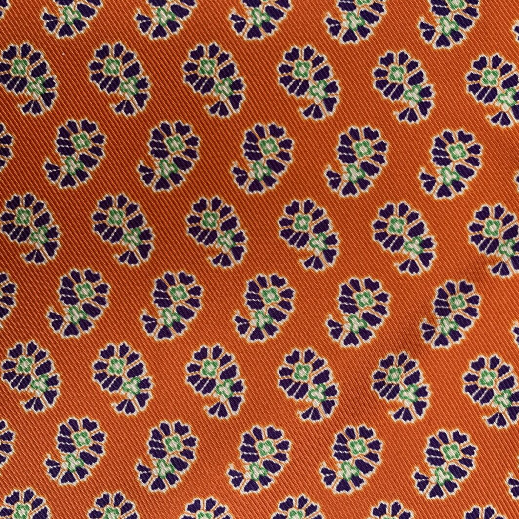 Paisley-Design-British-Made-Printed-Silk-D50.46 (5)