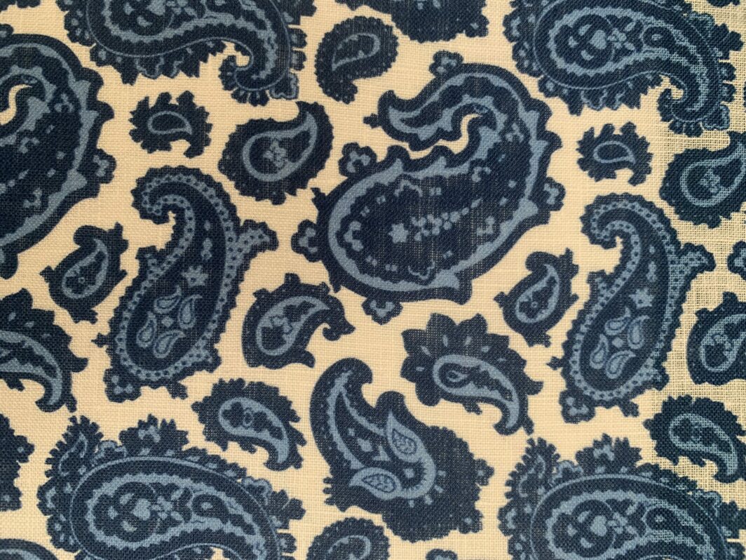 Paisley-Design-British-Made-Printed-Silk-RK14475.2-RK400 (2)