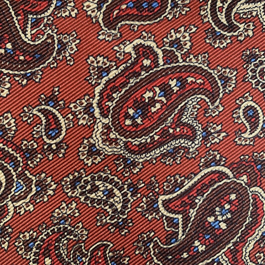 Paisley-Design-British-Made-Printed-Silk-RK1917 (2)