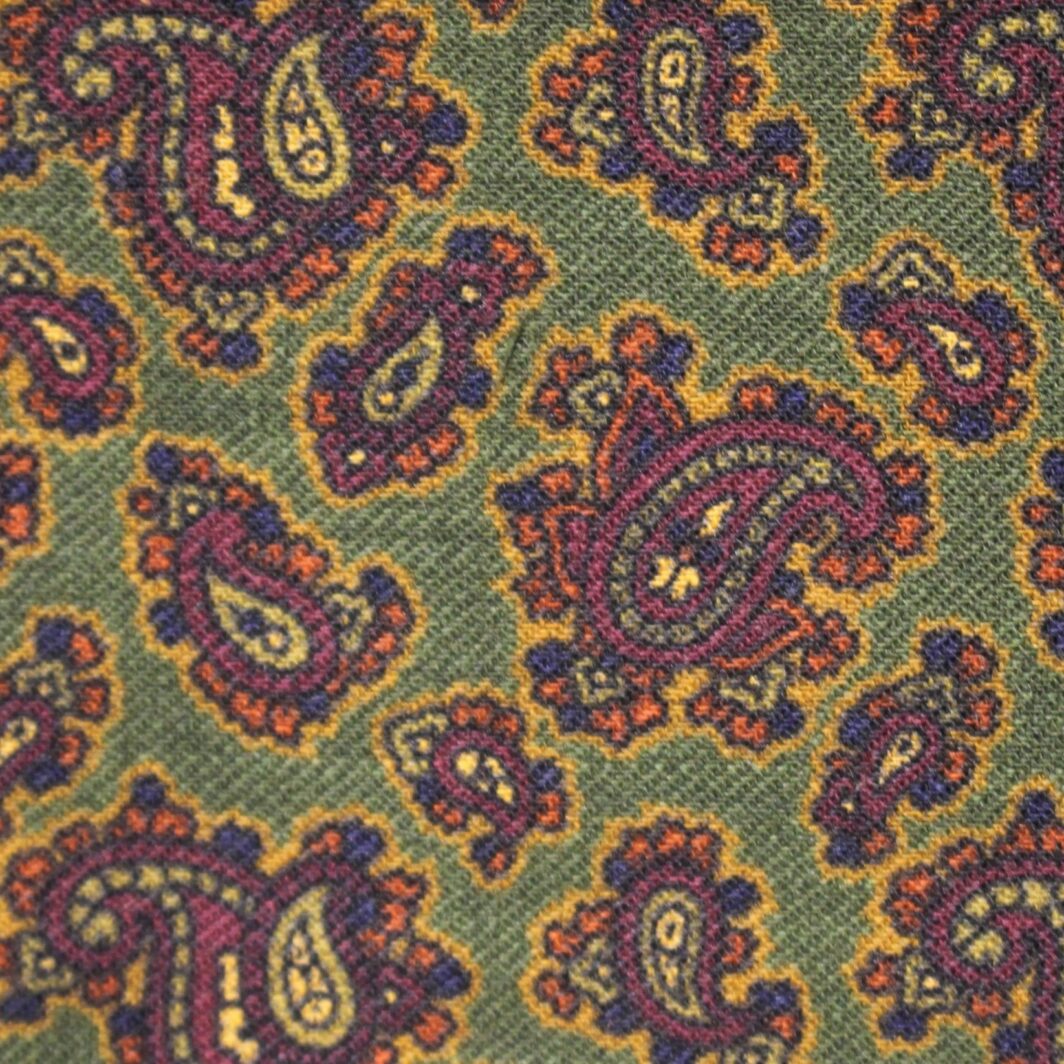 Paisley-Design-British-Made-Printed-Silk-W8514 (3)