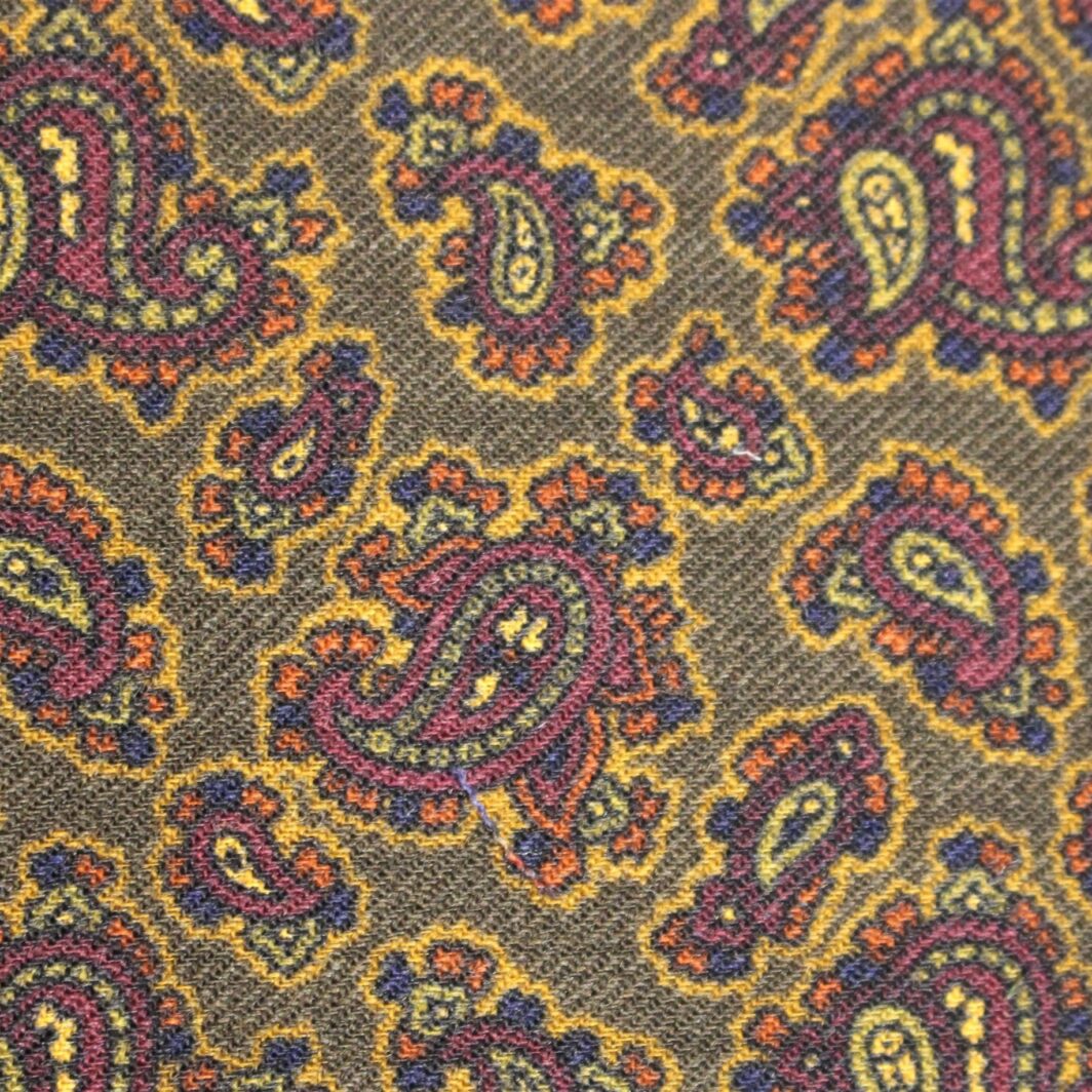 Paisley-Design-British-Made-Printed-Silk-W8514 (5)