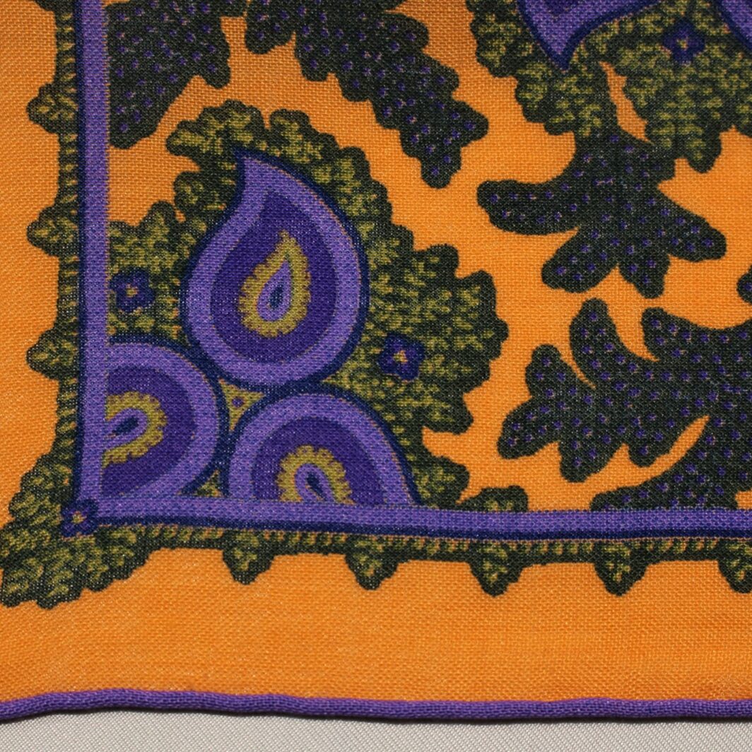 Paisley-Design-British-Made-Silk-Scarves-Squares-NO-CODE (2)