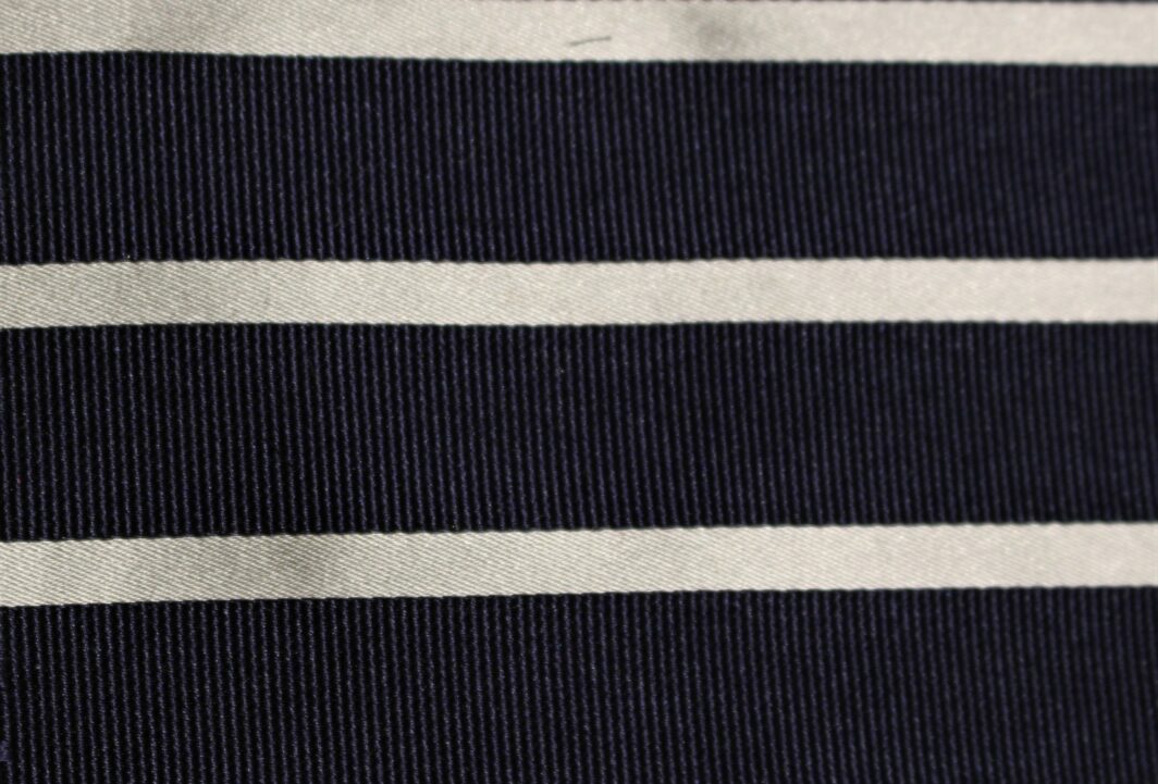 Stripe-Design-British-Made-Jacquard-Silk-W1252-14-M7354 (4)