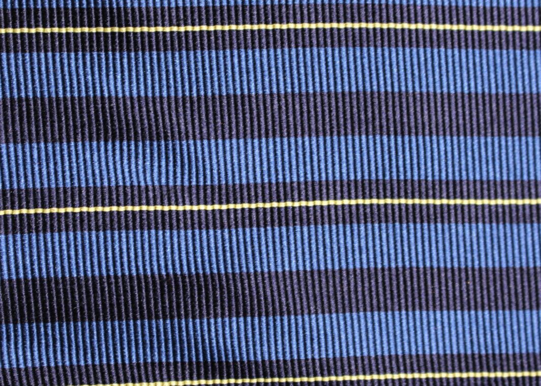 Stripe-Design-British-Made-Jacquard-Silk-W13536-18-M8558 (1)