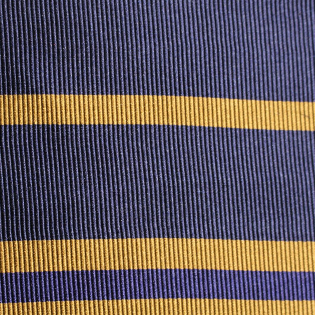 Stripe-Design-British-Made-Jacquard-Silk-W13536-18-M8559 (3)