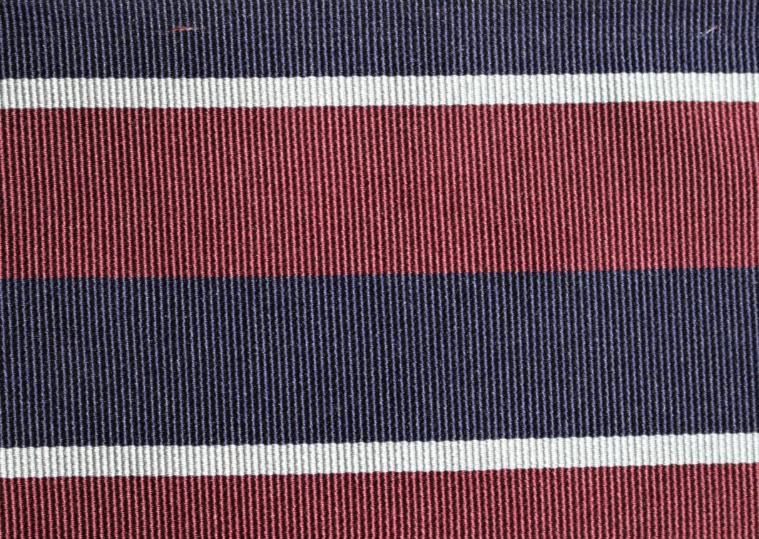 Stripe-Design-British-Made-Jacquard-Silk-W13536-18-M8560 (3)