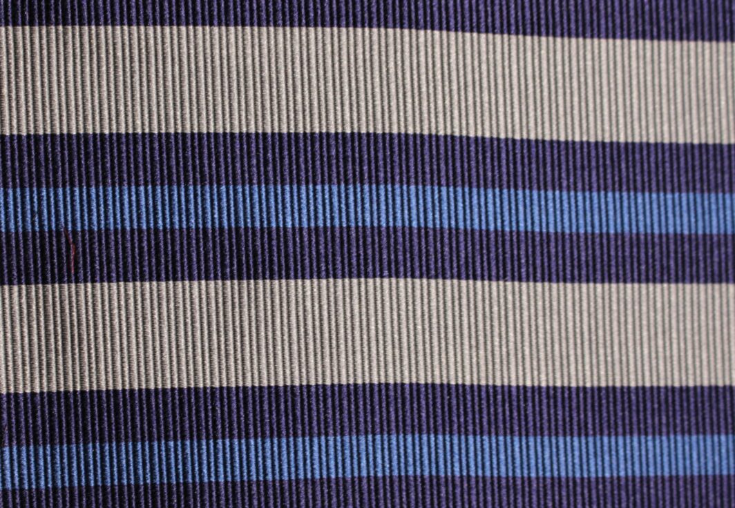 Stripe-Design-British-Made-Jacquard-Silk-W13536-18-M8569 (6)