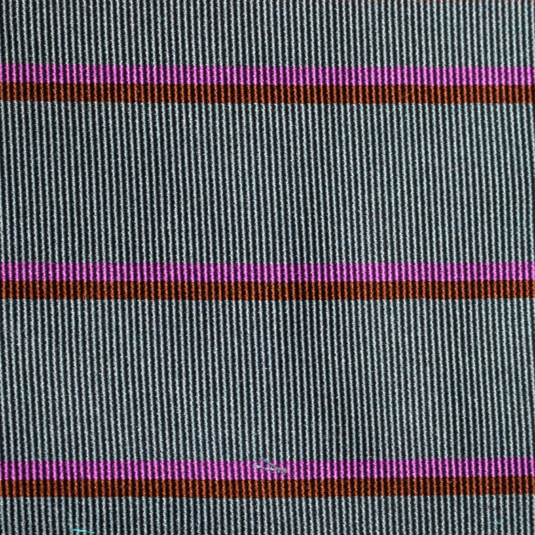 Stripe-Design-British-Made-Jacquard-Silk-W13610-12-M6397 (4)