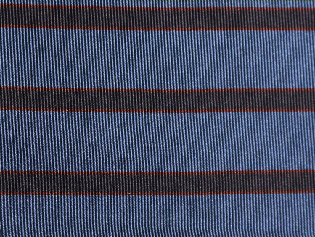 Stripe-Design-British-Made-Jacquard-Silk-W13610-12-M8437 (1)